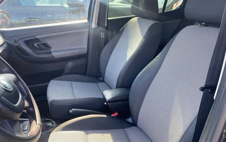 Skoda Fabia II, 2012 год, 320 000 рублей, 16 фотография