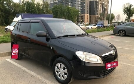 Skoda Fabia II, 2012 год, 320 000 рублей, 2 фотография