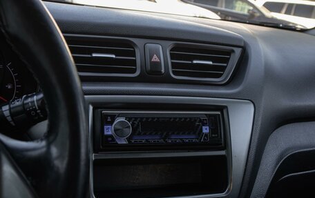 KIA Rio III рестайлинг, 2015 год, 1 099 000 рублей, 13 фотография