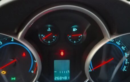 Chevrolet Cruze II, 2011 год, 800 000 рублей, 2 фотография