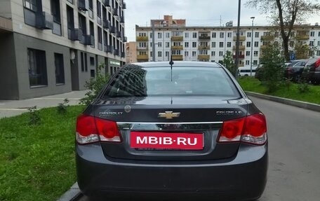 Chevrolet Cruze II, 2011 год, 800 000 рублей, 7 фотография