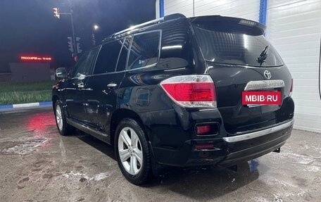 Toyota Highlander III, 2012 год, 1 650 000 рублей, 7 фотография