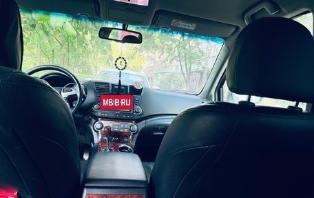 Toyota Highlander III, 2012 год, 1 650 000 рублей, 12 фотография
