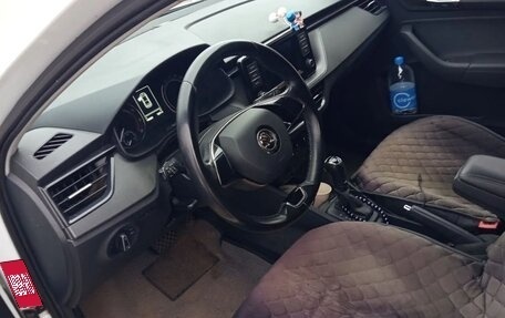 Skoda Rapid II, 2020 год, 1 600 000 рублей, 2 фотография
