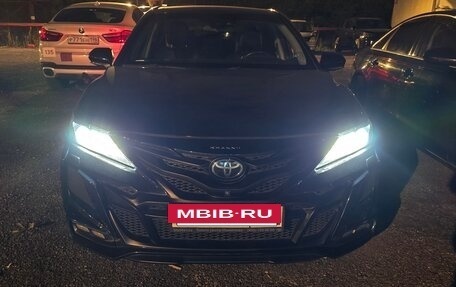 Toyota Camry, 2021 год, 5 600 000 рублей, 7 фотография