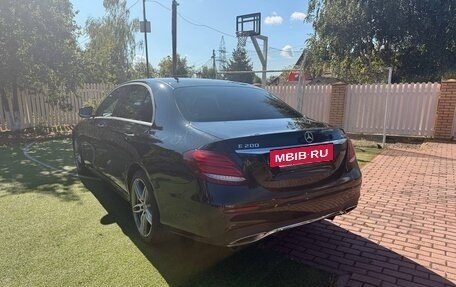 Mercedes-Benz E-Класс, 2020 год, 4 200 000 рублей, 6 фотография