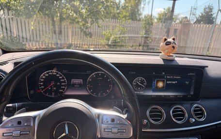 Mercedes-Benz E-Класс, 2020 год, 4 200 000 рублей, 9 фотография