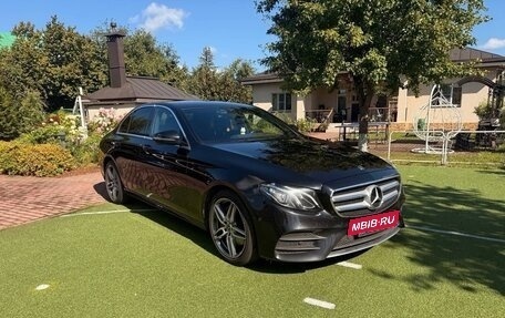 Mercedes-Benz E-Класс, 2020 год, 4 200 000 рублей, 2 фотография