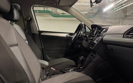 Volkswagen Tiguan II, 2020 год, 2 190 000 рублей, 13 фотография