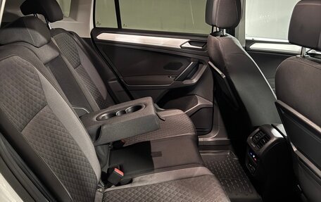 Volkswagen Tiguan II, 2020 год, 2 190 000 рублей, 15 фотография