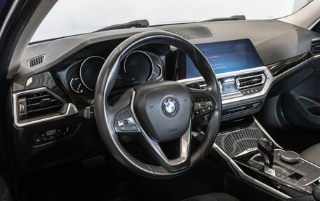 BMW 3 серия, 2019 год, 3 016 000 рублей, 5 фотография