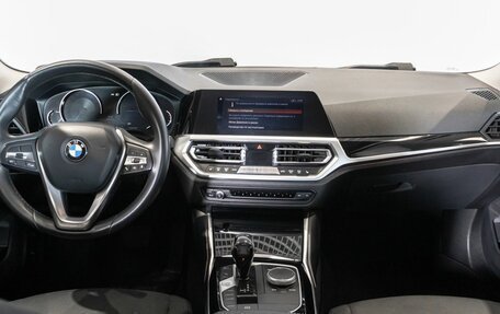 BMW 3 серия, 2019 год, 3 016 000 рублей, 6 фотография