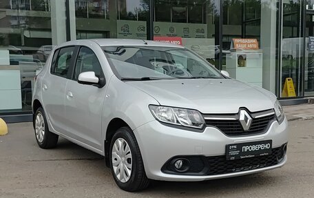 Renault Sandero II рестайлинг, 2014 год, 638 000 рублей, 3 фотография