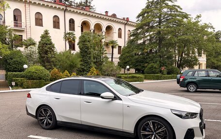 BMW 5 серия, 2024 год, 7 250 000 рублей, 2 фотография