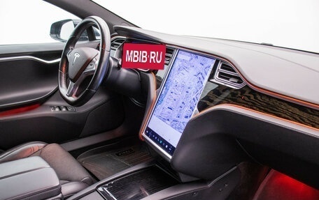 Tesla Model S I, 2018 год, 2 389 000 рублей, 10 фотография