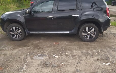 Renault Duster I рестайлинг, 2012 год, 1 000 000 рублей, 2 фотография