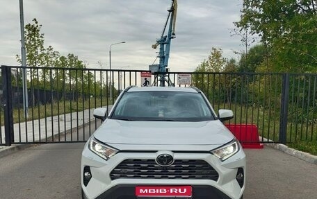 Toyota RAV4, 2021 год, 3 150 000 рублей, 1 фотография