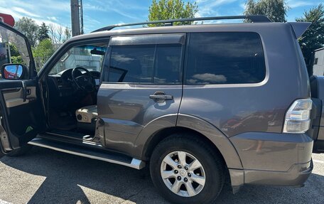 Mitsubishi Pajero IV, 2012 год, 1 592 000 рублей, 3 фотография