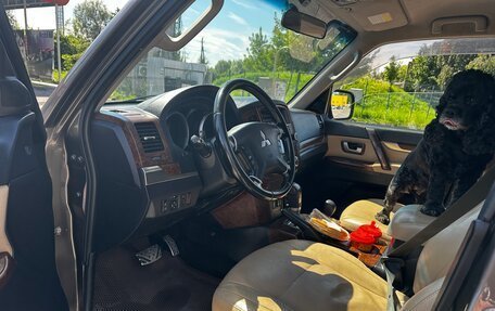 Mitsubishi Pajero IV, 2012 год, 1 592 000 рублей, 15 фотография