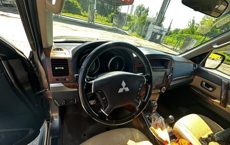 Mitsubishi Pajero IV, 2012 год, 1 592 000 рублей, 16 фотография