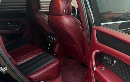 Bentley Bentayga I, 2019 год, 10 350 000 рублей, 15 фотография