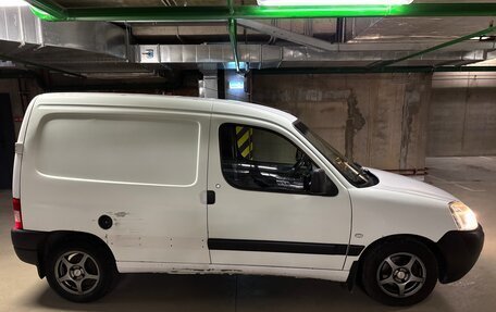 Peugeot Partner II рестайлинг 2, 2011 год, 250 000 рублей, 3 фотография