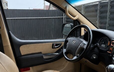 Hyundai H-1 II рестайлинг, 2016 год, 1 800 000 рублей, 10 фотография