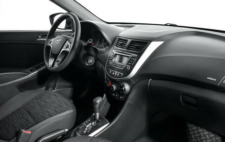 Hyundai Solaris II рестайлинг, 2014 год, 675 000 рублей, 16 фотография