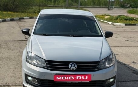Volkswagen Polo VI (EU Market), 2018 год, 1 080 000 рублей, 2 фотография
