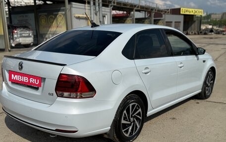 Volkswagen Polo VI (EU Market), 2018 год, 1 080 000 рублей, 5 фотография