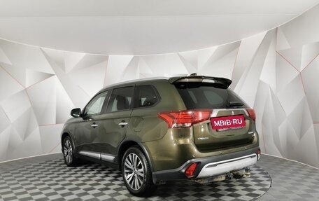 Mitsubishi Outlander III рестайлинг 3, 2019 год, 2 015 150 рублей, 4 фотография
