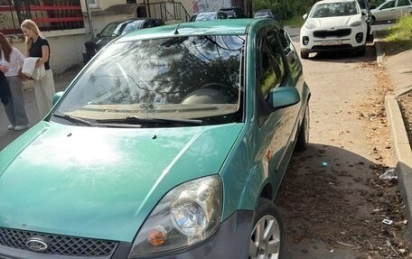 Ford Fiesta, 2006 год, 290 000 рублей, 2 фотография