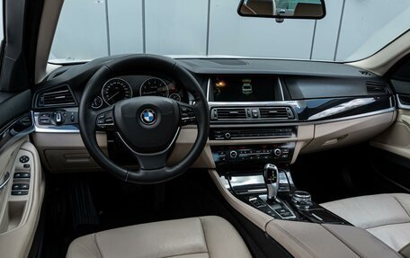 BMW 5 серия, 2013 год, 1 670 000 рублей, 6 фотография