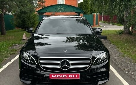 Mercedes-Benz E-Класс, 2018 год, 2 800 000 рублей, 1 фотография