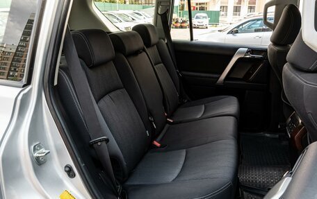 Toyota Land Cruiser Prado 150 рестайлинг 2, 2014 год, 3 190 000 рублей, 7 фотография