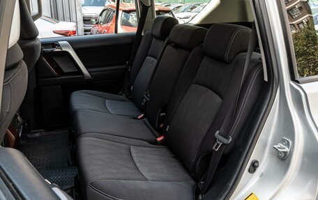 Toyota Land Cruiser Prado 150 рестайлинг 2, 2014 год, 3 190 000 рублей, 9 фотография