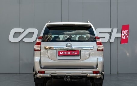 Toyota Land Cruiser Prado 150 рестайлинг 2, 2014 год, 3 190 000 рублей, 4 фотография