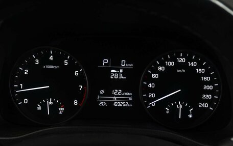 Hyundai Elantra VI рестайлинг, 2017 год, 1 339 000 рублей, 16 фотография
