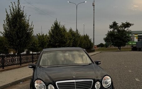 Mercedes-Benz E-Класс, 2003 год, 640 000 рублей, 2 фотография