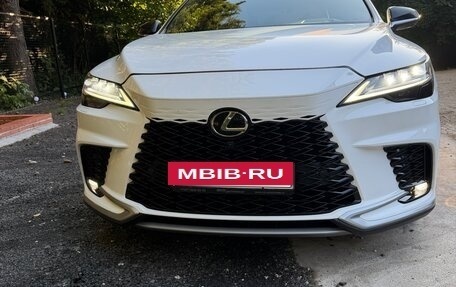 Lexus RX IV рестайлинг, 2023 год, 9 500 000 рублей, 4 фотография
