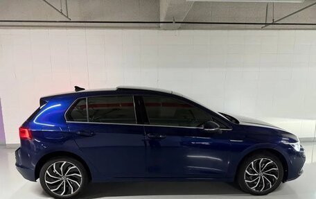 Volkswagen Golf VIII, 2022 год, 2 590 000 рублей, 3 фотография