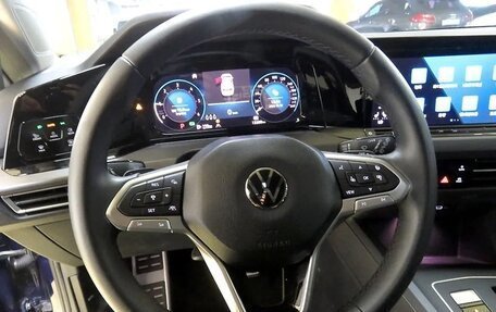 Volkswagen Golf VIII, 2022 год, 2 590 000 рублей, 10 фотография