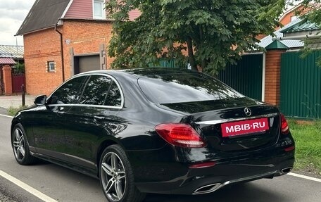 Mercedes-Benz E-Класс, 2018 год, 2 800 000 рублей, 4 фотография