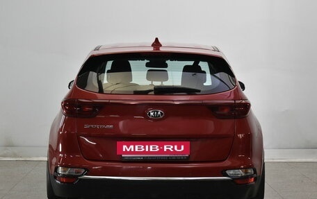 KIA Sportage IV рестайлинг, 2020 год, 2 570 000 рублей, 3 фотография