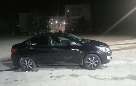 Hyundai Solaris II рестайлинг, 2015 год, 650 000 000 рублей, 6 фотография