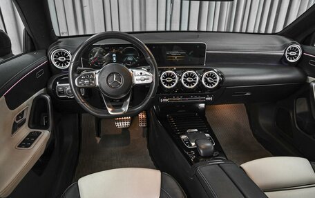 Mercedes-Benz CLA, 2019 год, 2 620 000 рублей, 6 фотография