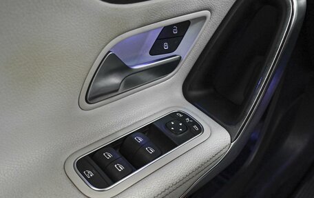 Mercedes-Benz CLA, 2019 год, 2 620 000 рублей, 19 фотография