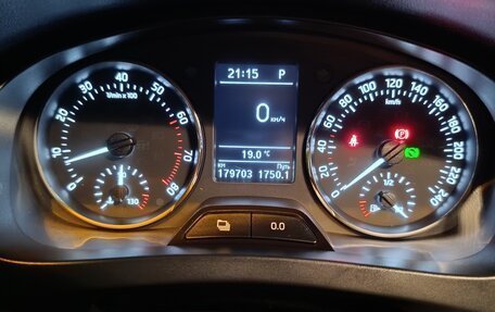 Skoda Rapid I, 2014 год, 1 100 000 рублей, 16 фотография