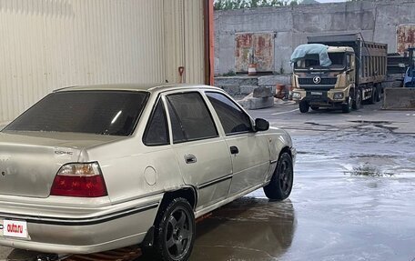 Daewoo Nexia I рестайлинг, 2004 год, 63 000 рублей, 6 фотография
