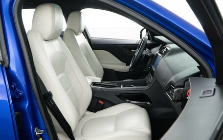 Jaguar F-Pace, 2016 год, 2 549 046 рублей, 3 фотография